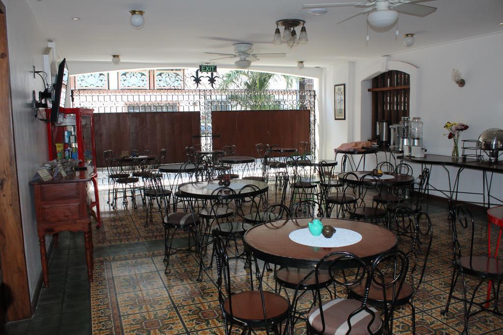 Hotel Felicidad Vigan City Exterior foto