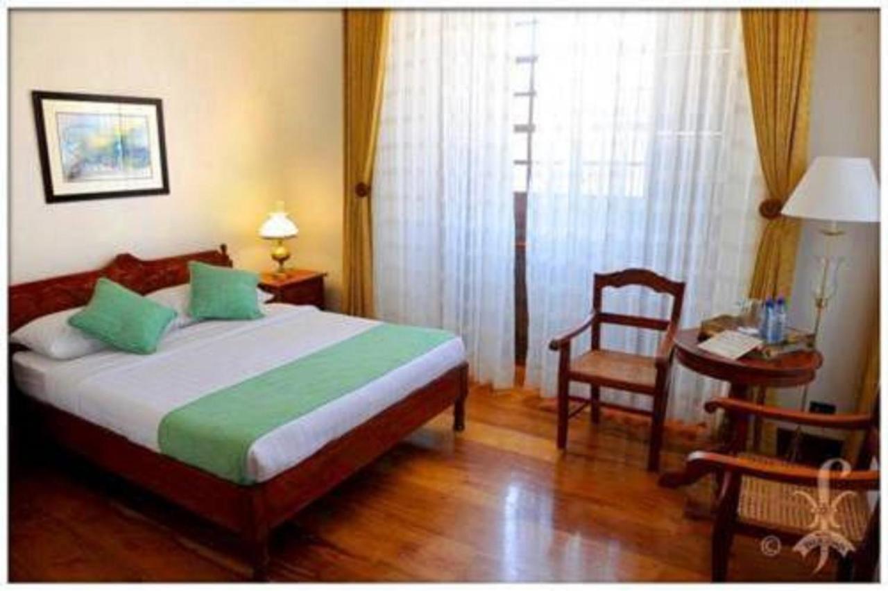 Hotel Felicidad Vigan City Zimmer foto